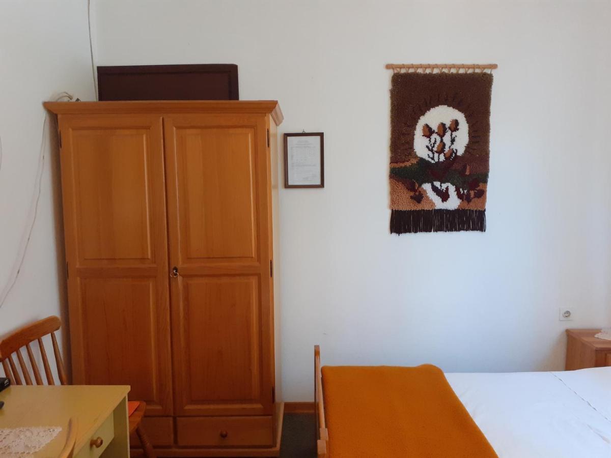 Apartment Simunec Malinska Bagian luar foto