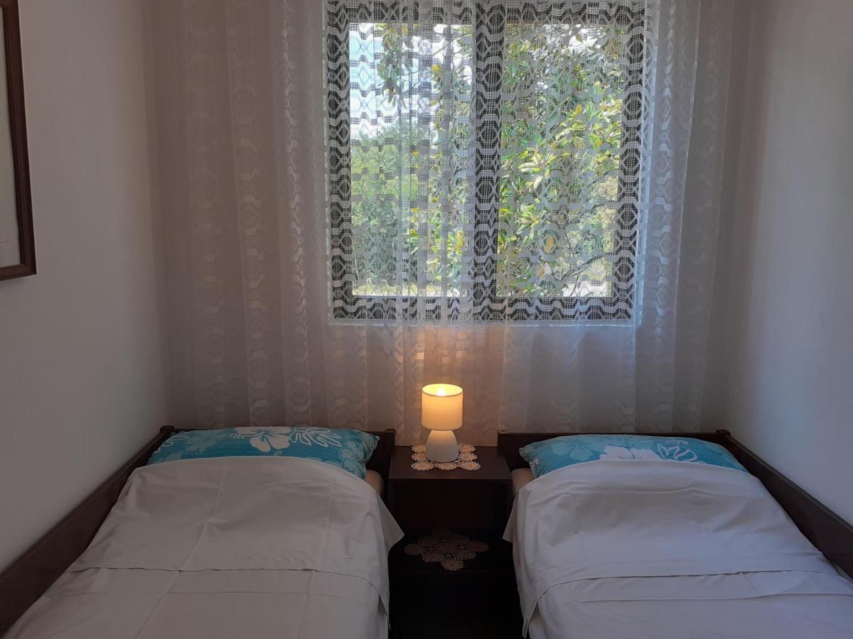 Apartment Simunec Malinska Bagian luar foto