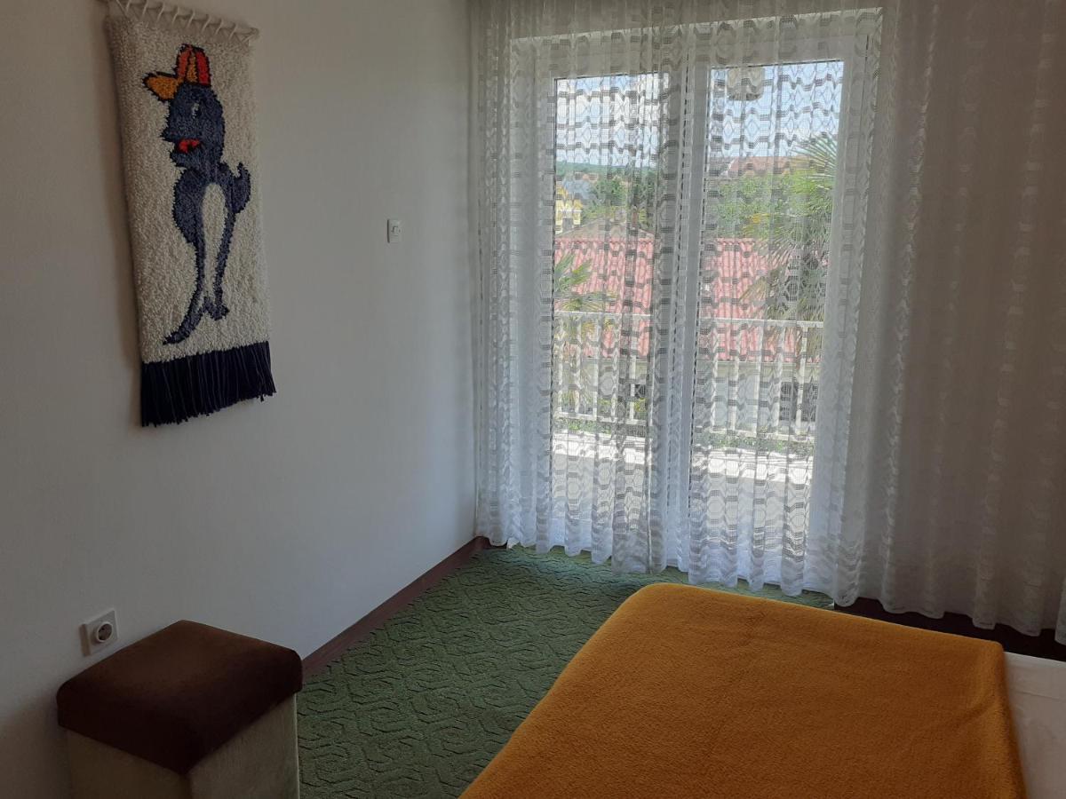 Apartment Simunec Malinska Bagian luar foto